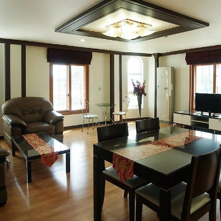 Jeju Hue Pension Seogwipo Eksteriør billede