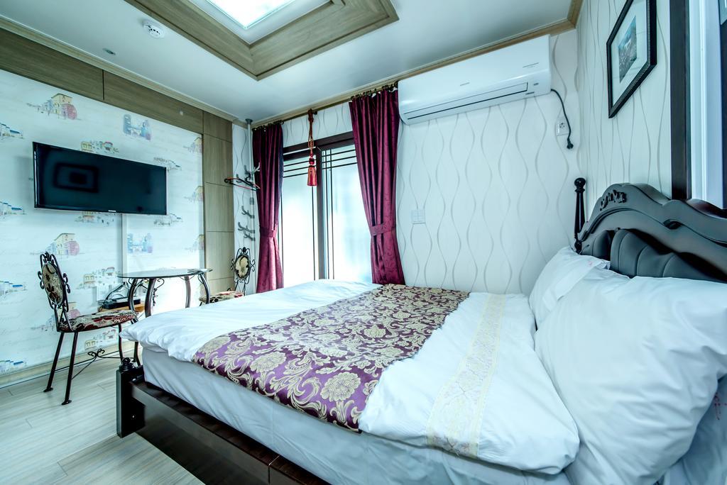 Jeju Hue Pension Seogwipo Eksteriør billede